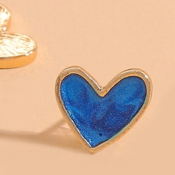 Sapphire Blue Heart Earrings in Gold Tone Frame - Picture 12 of 14